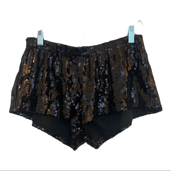 silence + noise Pants - Silence + Noise black sequined track shorts womens S